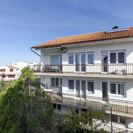 Apartments Karmela 普利莫顿 外观 照片